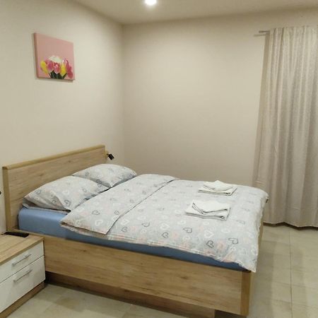 Josipa 2 Apartment ซริกเวนิซา ภายนอก รูปภาพ