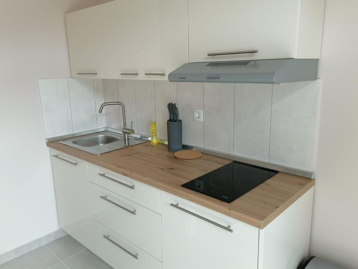 Josipa 2 Apartment ซริกเวนิซา ภายนอก รูปภาพ