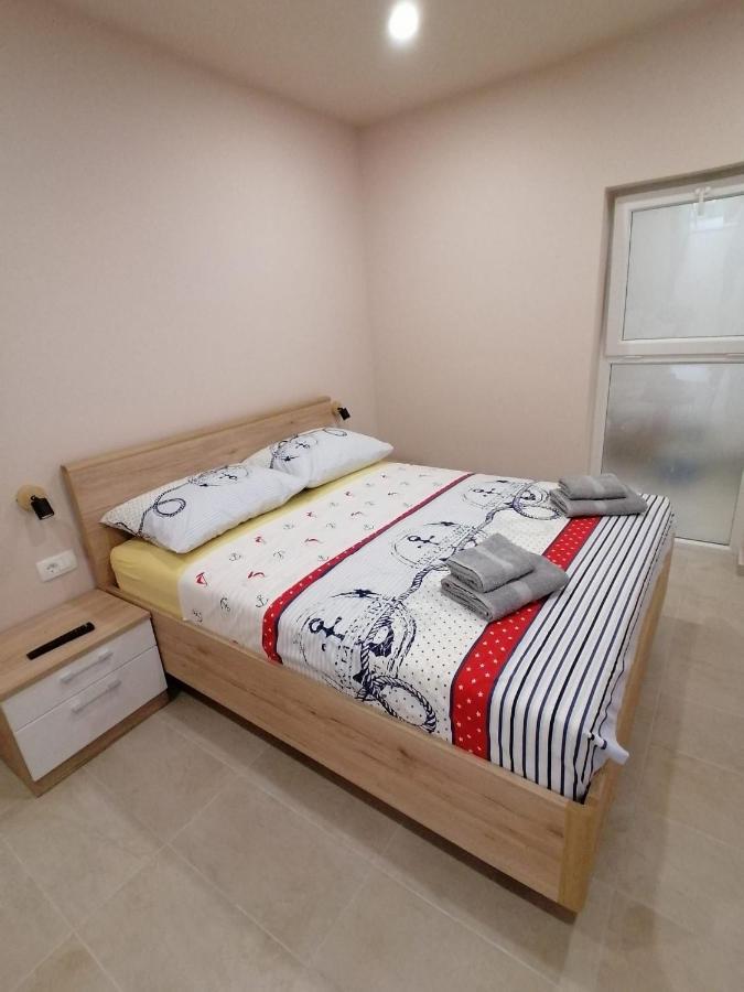 Josipa 2 Apartment ซริกเวนิซา ภายนอก รูปภาพ