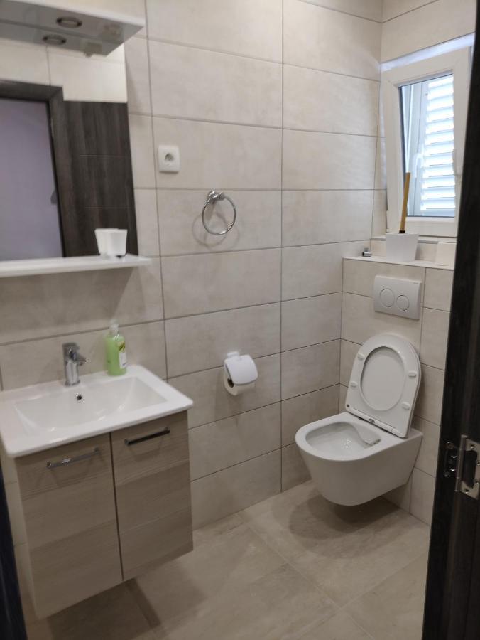 Josipa 2 Apartment ซริกเวนิซา ภายนอก รูปภาพ